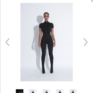 🚫SOLD🚫MATTE BRAND ss bodysuit black